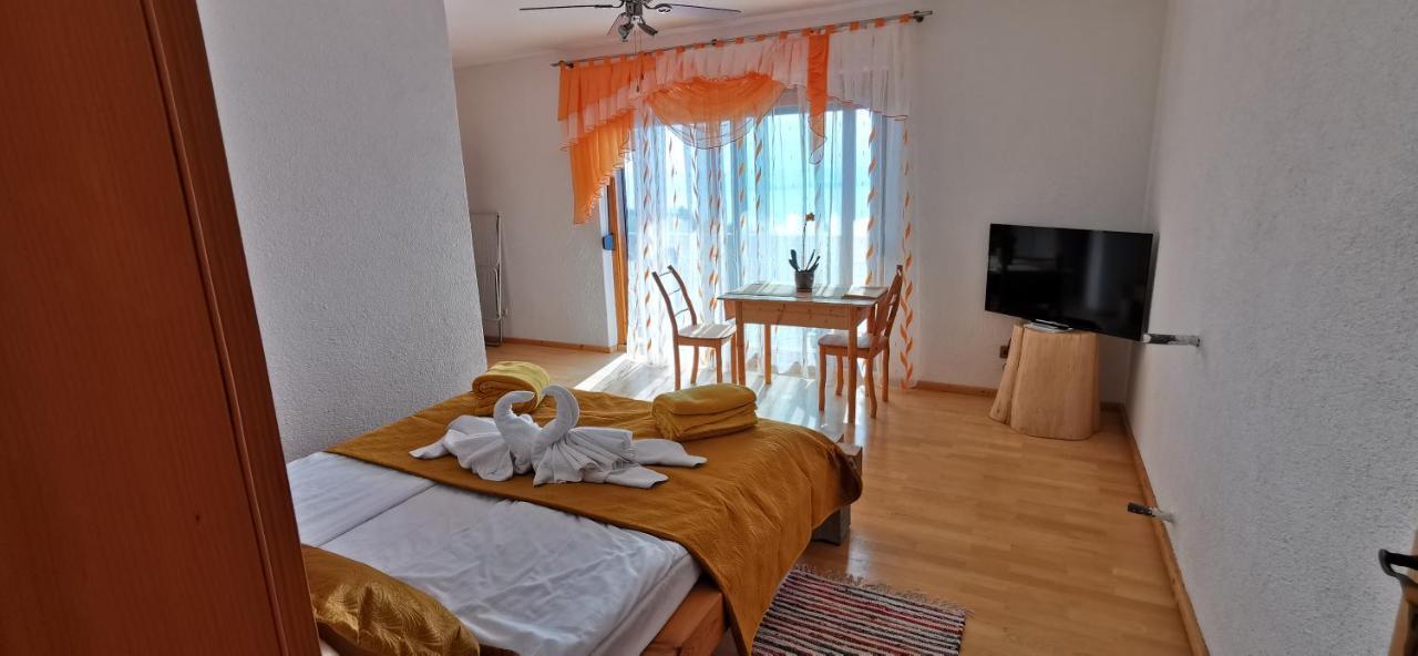 Villa Bora Moscenicka Draga Bed&Breakfast Мощенице Екстер'єр фото